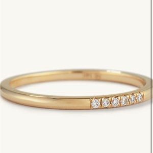 Mejuri Diamond Line Ring Size 6.
